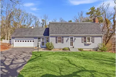 8 Canapitsit Dr, Falmouth, MA 02536 - Photo 1