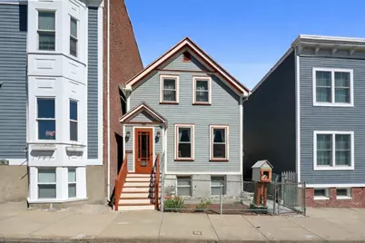 430 E 8th St, Boston, MA 02127 - Photo 1