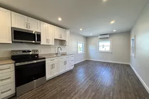 142 Main St, North Reading, MA 01864 - Photo 1