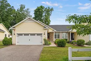 62 Beech Hill Rd, West Springfield, MA 01089 - Photo 1
