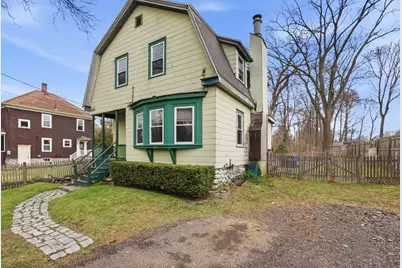 513 Maple St, Danvers, MA 01923 - Photo 1