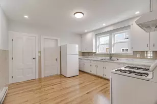 11 Willow Ave, Salem, MA 01970 - Photo 1