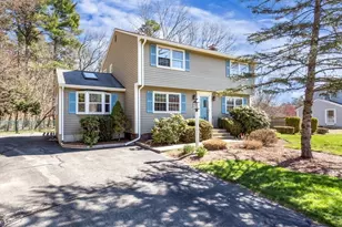 4 Independence Ln, Millis, MA 02054 - Photo 1