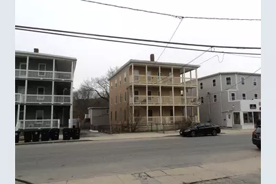 172 Mechanic St, Southbridge, MA 01550 - Photo 1