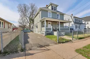 78 Governor St, Springfield, MA 01104 - Photo 1