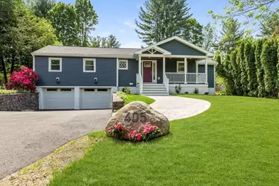 405 Main Street, Lynnfield, MA 01940 - Photo 1