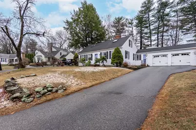 19 Homestead Rd, Lynnfield, MA 01940 - Photo 1
