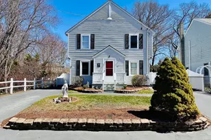 62 Edgemere Blvd, Shrewsbury, MA 01545 - Photo 1
