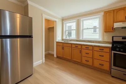 19 Howell St #2, Boston, MA 02125 - Photo 1