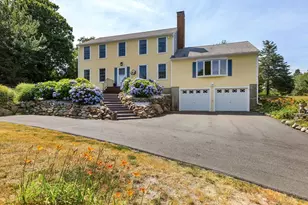 10 Briarfield Rd, Dennis, MA 02660 - Photo 1