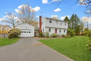 563 Norfolk St, Holliston, MA 01746 - Photo 1