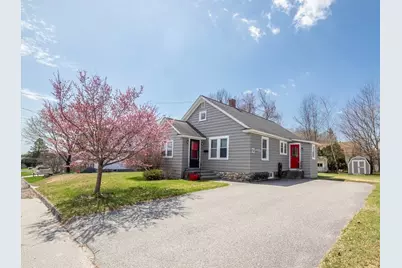 25 Dixfield Road, Worcester, MA 01606 - Photo 1