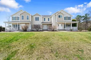 25 Ashworth, Oxford, MA 01537 - Photo 1