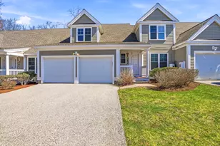 6 Canton Ct, Grafton, MA 01536 - Photo 1