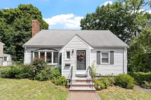 31 Spring View Dr, Lynn, MA 01904 - Photo 1