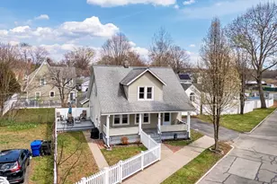 61 Spencer St, Springfield, MA 01118 - Photo 1