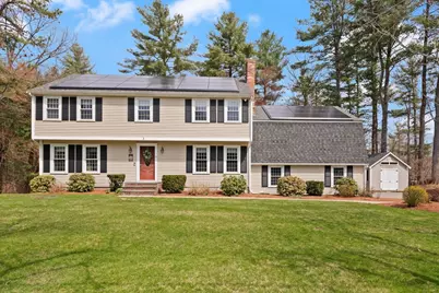 35 Meadowbrook Dr, Wrentham, MA 02093 - Photo 1