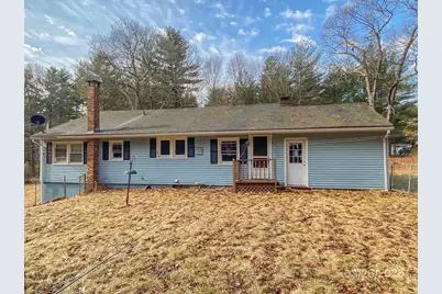 78 Franklin St, Douglas, MA 01516 - Photo 1