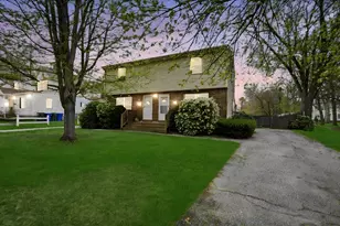 49-51 Tulsa St, Springfield, MA 01118 - Photo 1