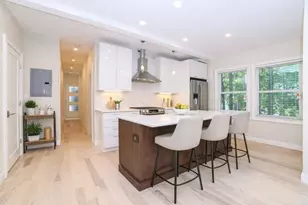 189 I St, Boston, MA 02127 - Photo 1
