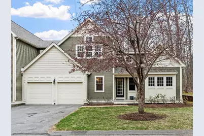 8 McNeil Cir #8, Hopkinton, MA 01748 - Photo 1