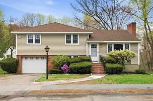 14 Sycamore Rd, Wakefield, MA 01880 - Photo 1