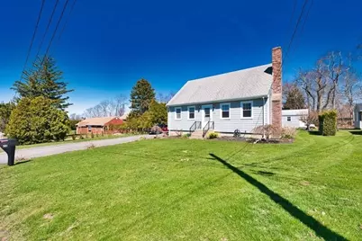 70 River Road, Somerset, MA 02726 - Photo 1
