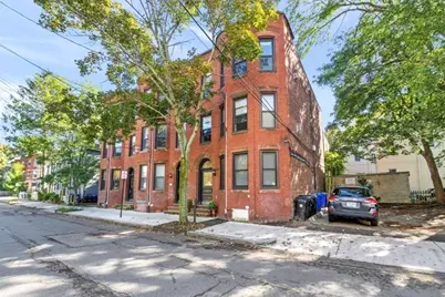 120 Brook St #3, Brookline, MA 02445 - Photo 1