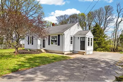 27 Taylor St, North Attleboro, MA 02760 - Photo 1