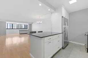 9 Hawthorne Pl, Boston, MA 02114 - Photo 1