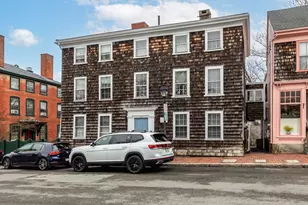 102 Washington St, Marblehead, MA 01945 - Photo 1