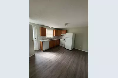 99 Lawrence St #5, Palmer, MA 01069 - Photo 1