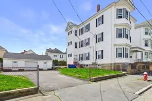 32 Sagamore St, New Bedford, MA 02740 - Photo 1
