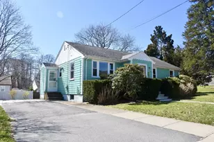 93 Howland Rd, Fairhaven, MA 02719 - Photo 1