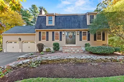 12 Essex St, Mansfield, MA 02048 - Photo 1