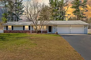17 Francine Rd, Raynham, MA 02727 - Photo 1