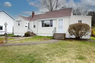 181 Greenwood St, Rockland, MA 02370 - Photo 1