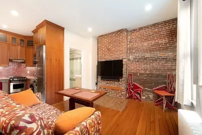 7 Hereford #9, Boston, MA 02115 - Photo 1