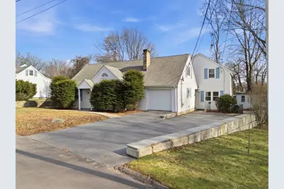 21 Janet Cir, Shrewsbury, MA 01545 - Photo 1