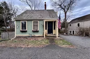 246 North St, Hingham, MA 02043 - Photo 1