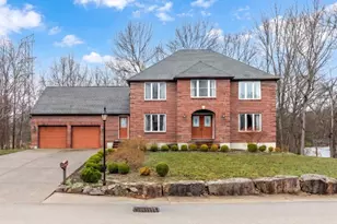 20 Teaberry Ln, Braintree, MA 02184 - Photo 1