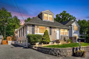 32 Cardington Ave, Billerica, MA 01821 - Photo 1