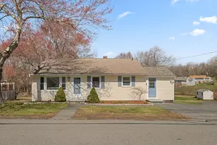 42 Sycamore St, Millbury, MA 01527 - Photo 1