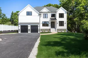 130 Zoar Ave, Attleboro, MA 02703 - Photo 1