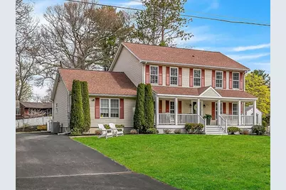 2 Phaneuf St, Middleton, MA 01949 - Photo 1