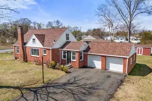 646 Mill St, Agawam, MA 01030 - Photo 1