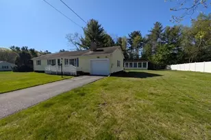 16 Pinewood Dr, Webster, MA 01570 - Photo 1