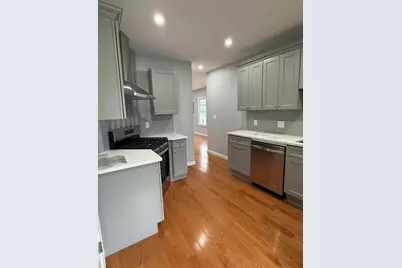 92-94 Shawmut Ave #2, New Bedford, MA 02740 - Photo 1