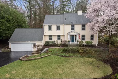 11 Sterling Rd, Wellesley, MA 02482 - Photo 1