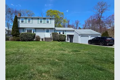 18 Lintric Dr, Weymouth, MA 02190 - Photo 1